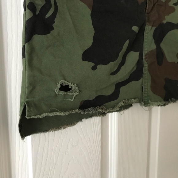 Distressed Camouflage Mini Skirt - Picture 2 of 4